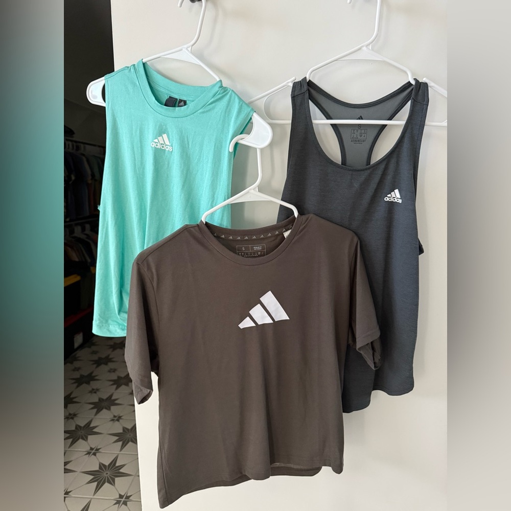 3 Adidas women’s tops